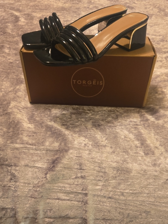 Torgeis Shoes - Torgeis Black Patent Block Heel Slide Sandals